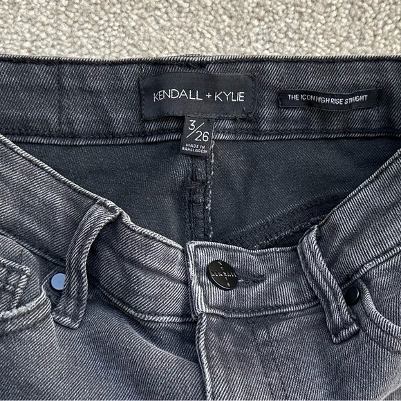 Kendall + Kylie Jeans - Picture 3 of 3
